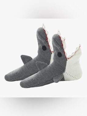 Shark Knit Slipper Socks in Gray and White NWOT